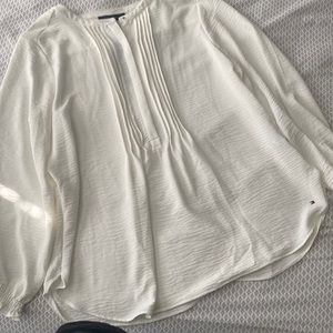 Tommy Hilfiger long sleeve blouse